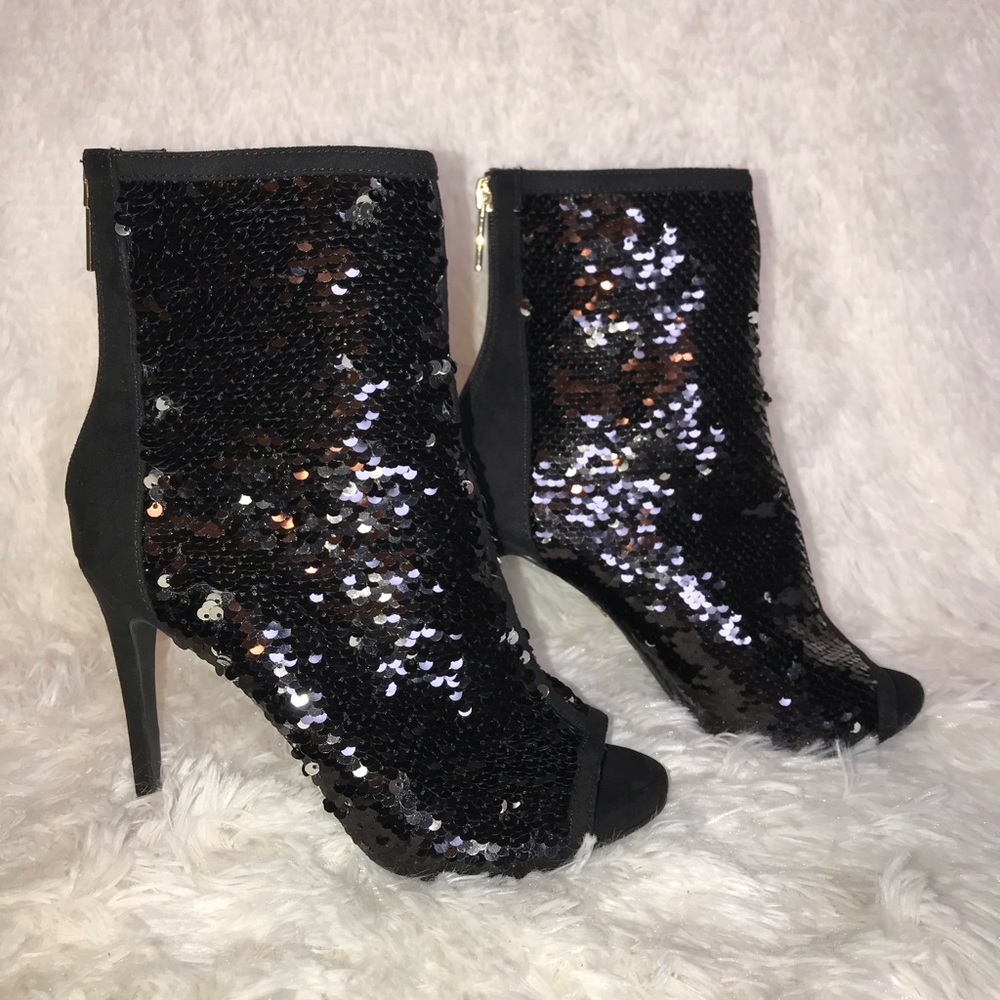 Thalia Sodi Rese Peep-Toe Ankle Booties Size 6.5M